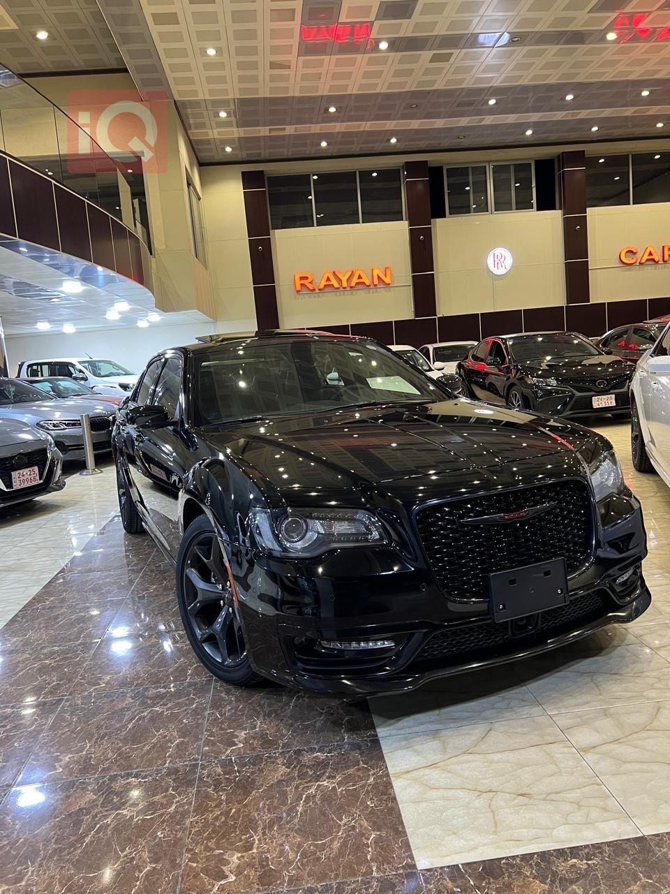 كرايسلر 300